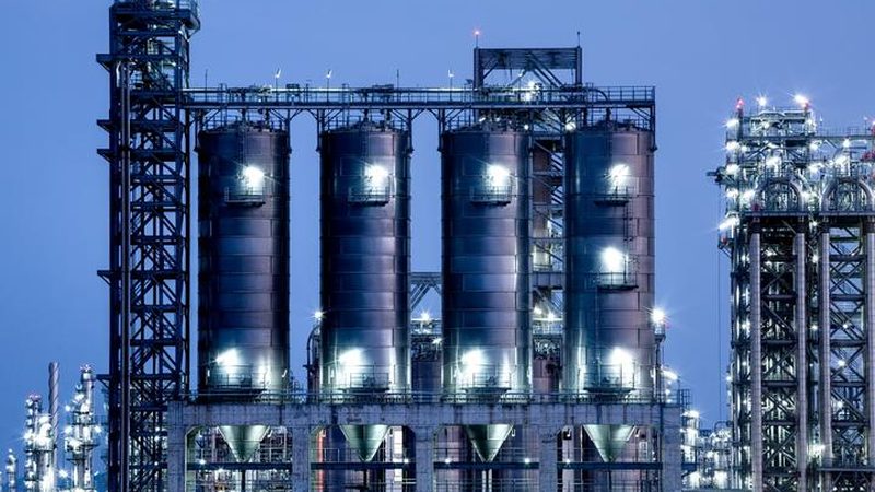 汽车轻量化复合材料加工流程揭秘：从材料到成品的关键步骤